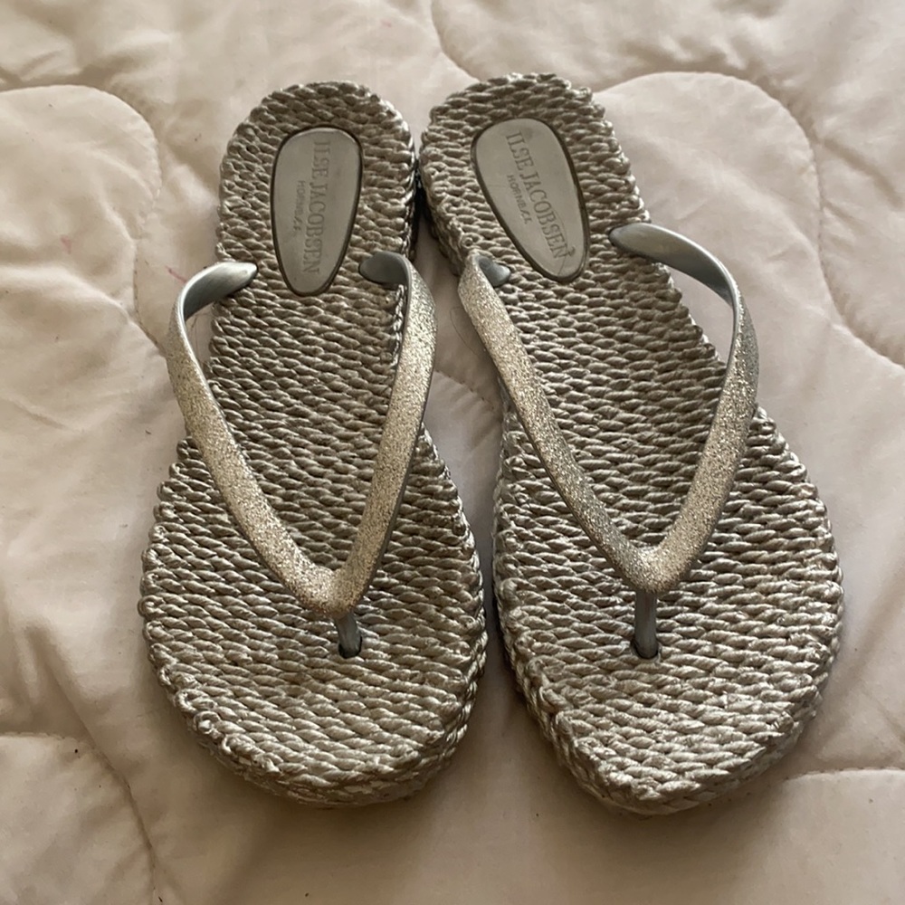 ILSE JACOBSEN SANDLES WOMEN SIZE 7